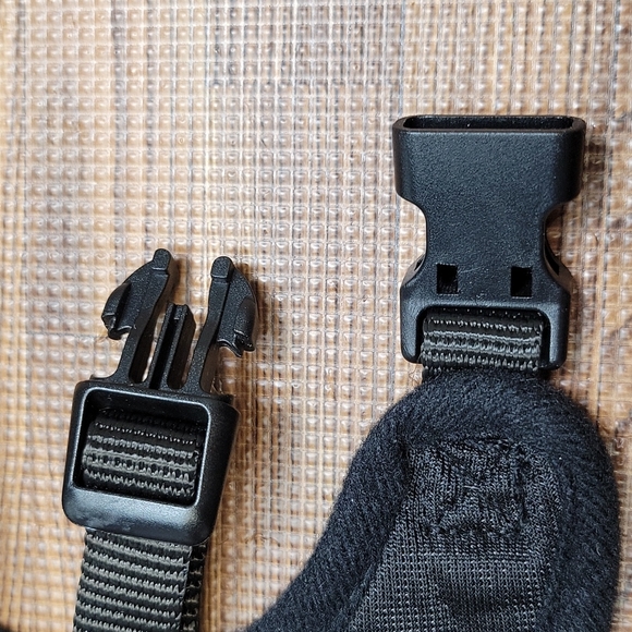 Furhaven mesh dog harness size small - Picture 4 of 5